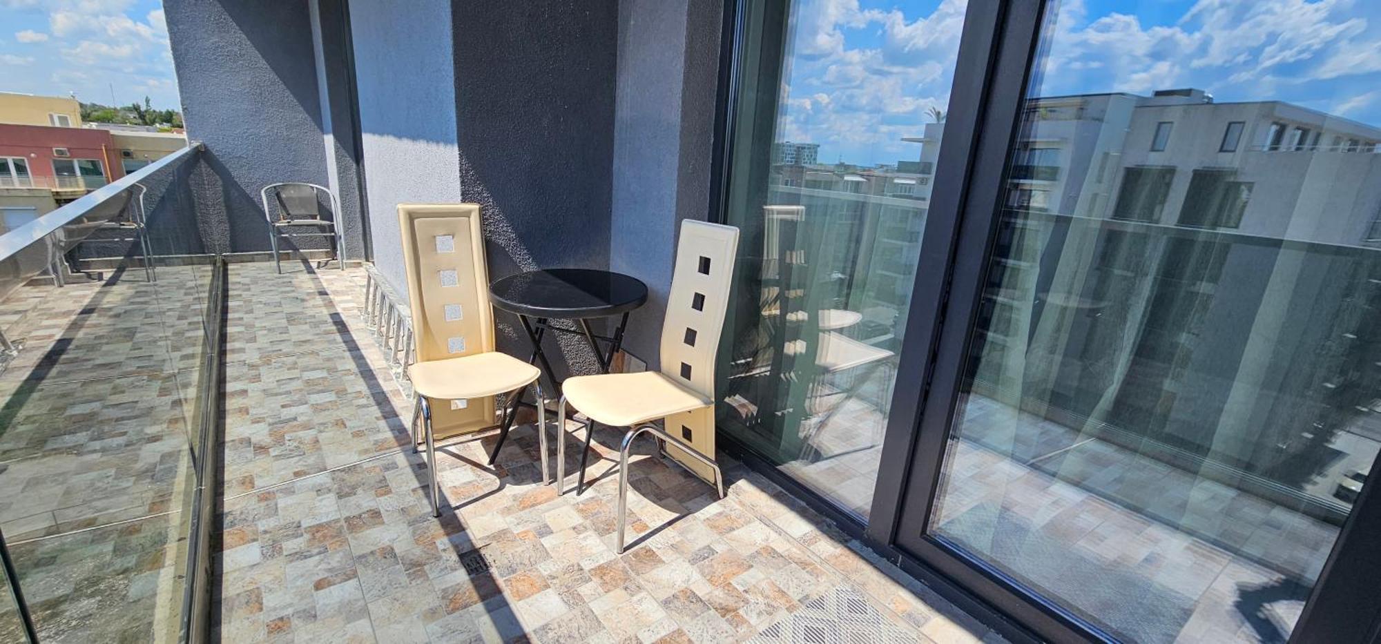 Luxury Aparthotel Promenada In Building Stefan Prima Linie La Mare Năvodari Exterior foto