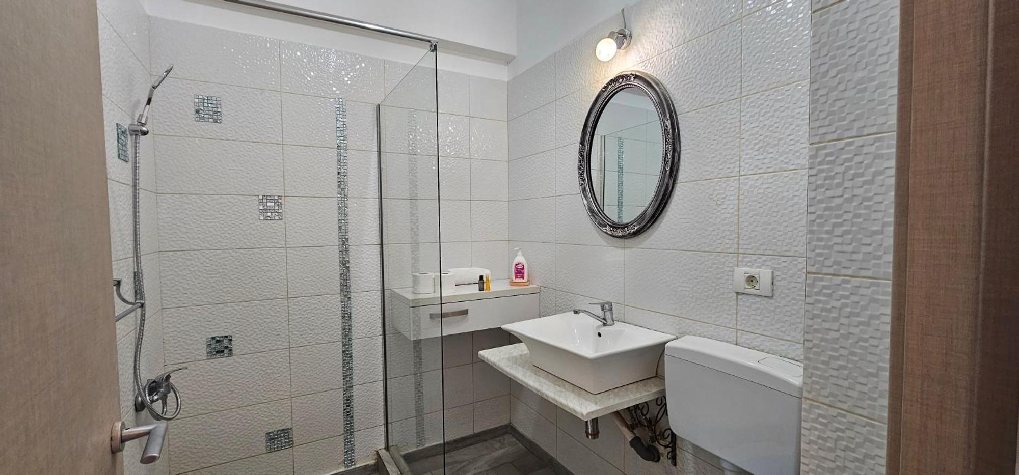 Luxury Aparthotel Promenada In Building Stefan Prima Linie La Mare Năvodari Exterior foto