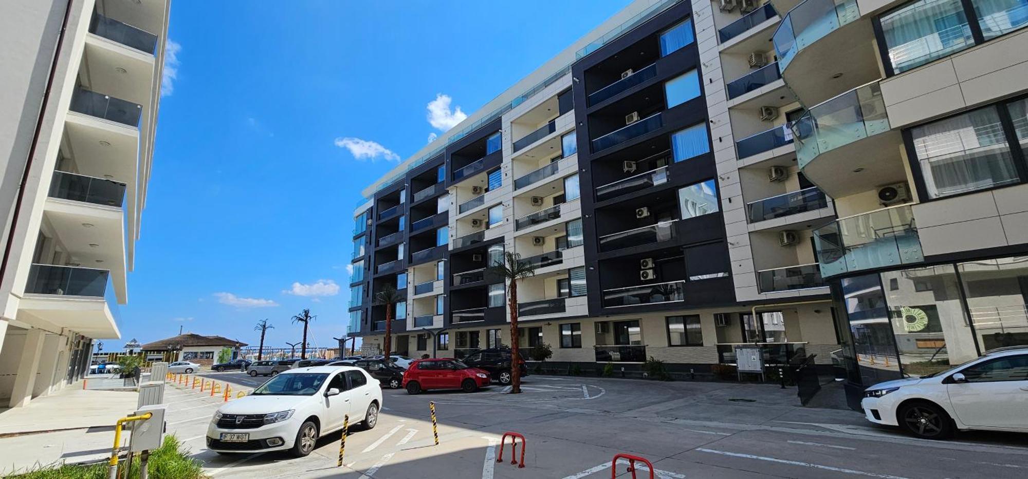 Luxury Aparthotel Promenada In Building Stefan Prima Linie La Mare Năvodari Exterior foto